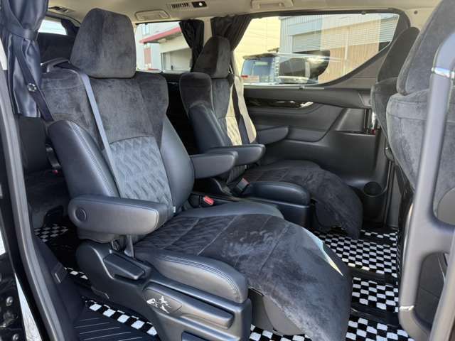 VELLFIRE  HYBRID 4WD