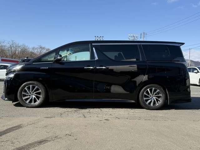 VELLFIRE  HYBRID 4WD