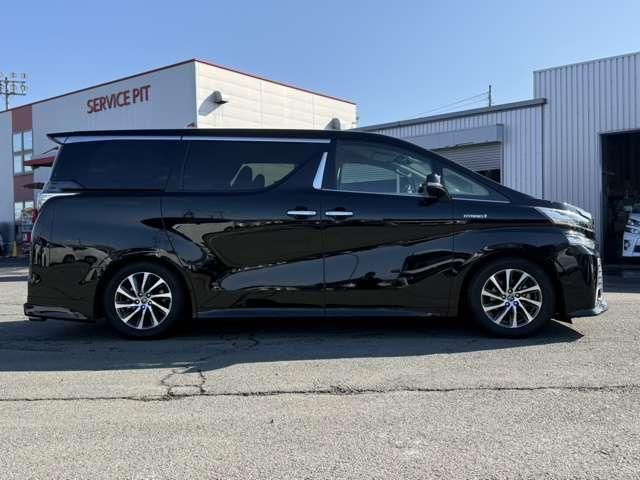 VELLFIRE  HYBRID 4WD