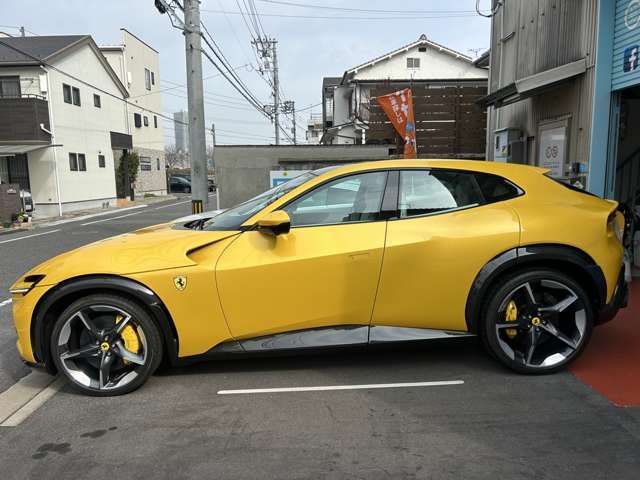 FERRARI Purosangue