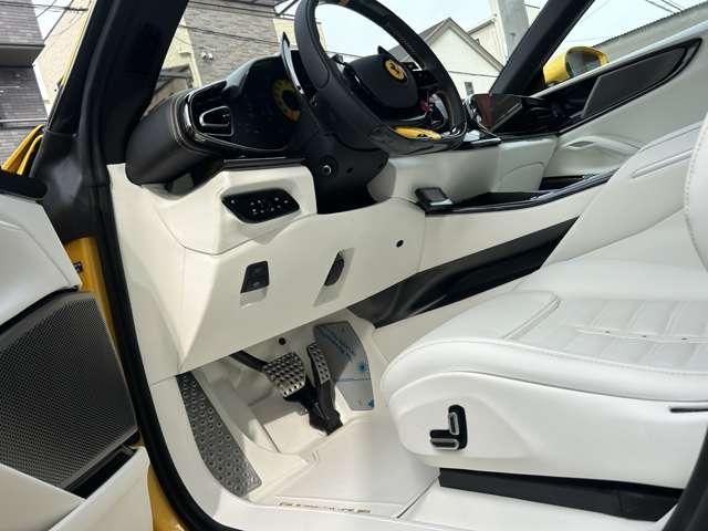 FERRARI Purosangue