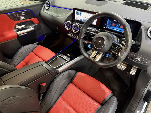 MERCEDES AMG GLA class