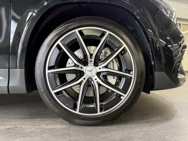 MERCEDES AMG GLA class