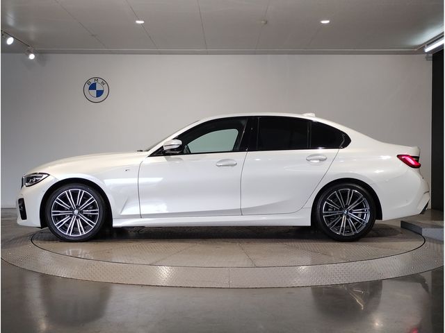 BMW 3 Series sedan