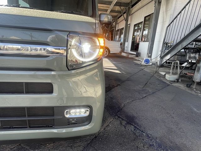 N-VAN