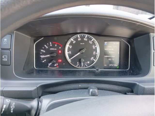 HIACE COMMUTER