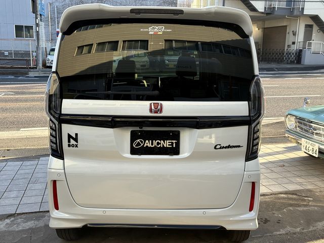 N BOX CUSTOM