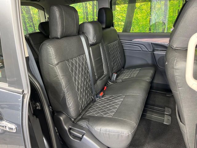 DELICA D:5 4WD