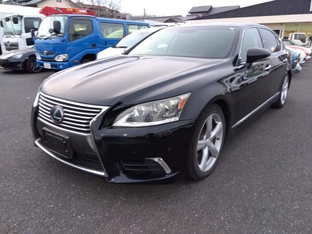 LEXUS LS600hL