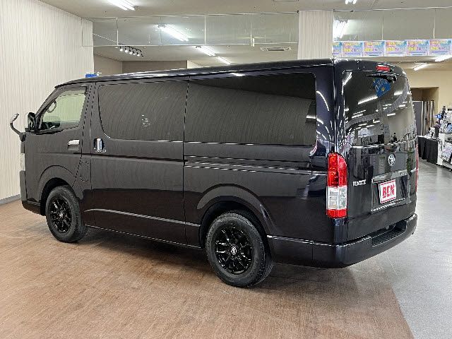 HIACE van 2WD