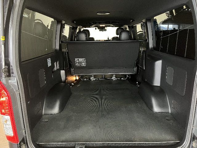 HIACE van 2WD