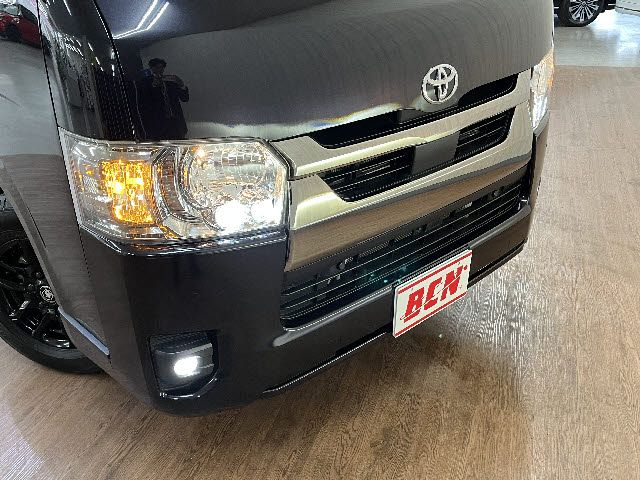 HIACE van 2WD