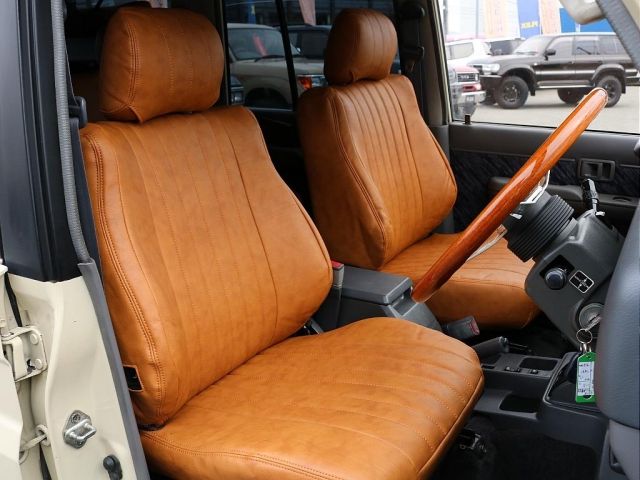 LANDCRUISER PRADO