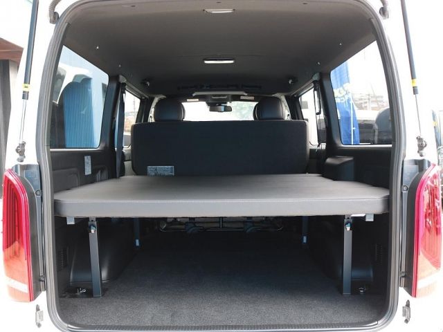 HIACE van 2WD