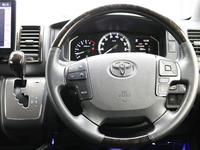 HIACE van 2WD