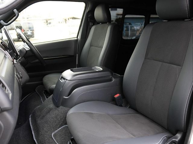 HIACE van 2WD