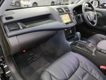 CROWN sedan