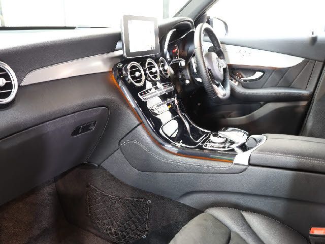 MERCEDES BENZ GLC class