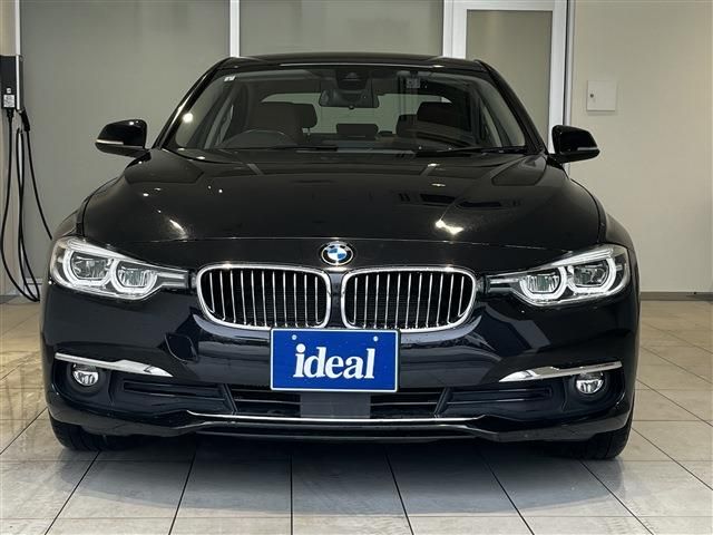 BMW 3 Series sedan