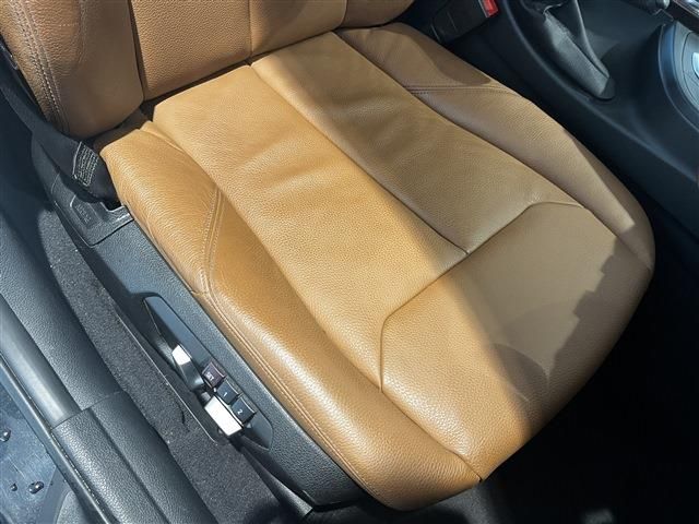 BMW 3 Series sedan