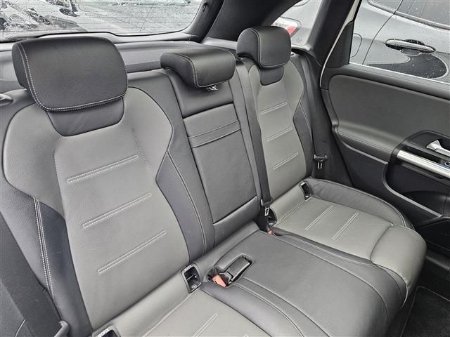 MERCEDES BENZ B-Class