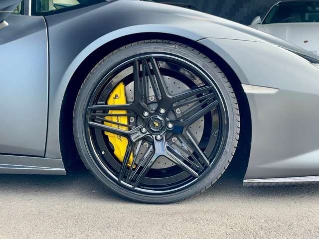 LAMBORGHINI HURACAN Spider