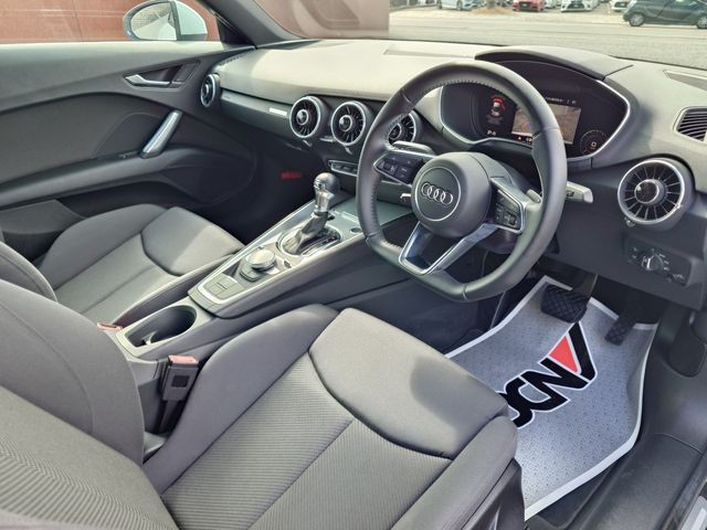 AUDI TT coupe
