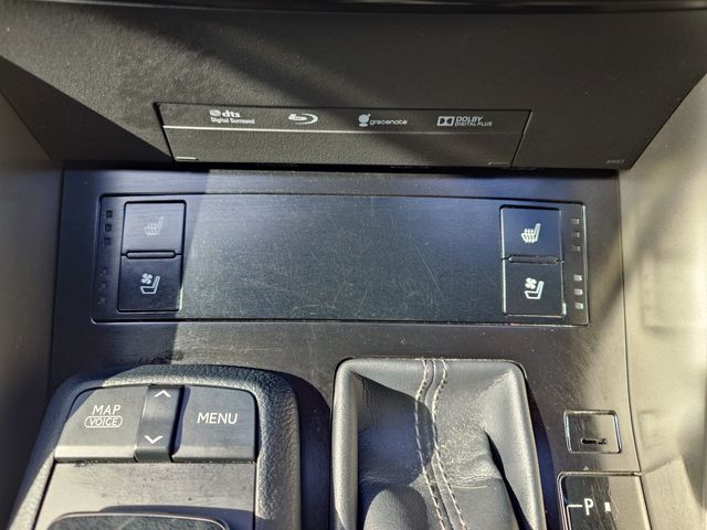 LEXUS IS300h
