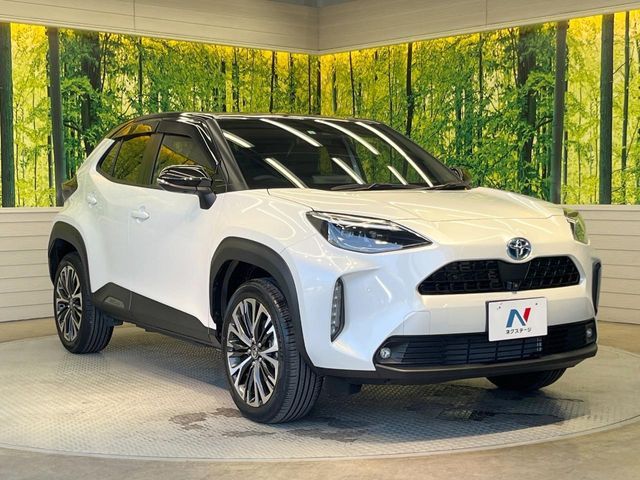 YARIS CROSS HYBRID
