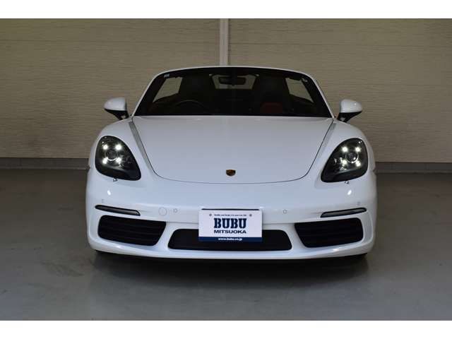 PORSCHE 718BOXSTER