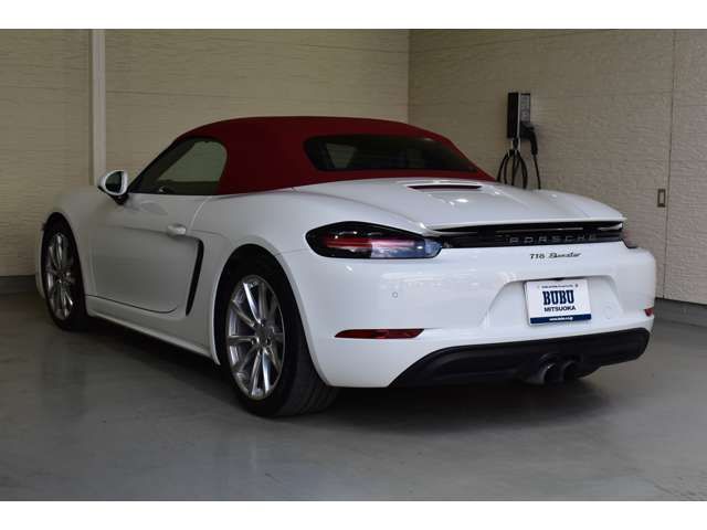 PORSCHE 718BOXSTER