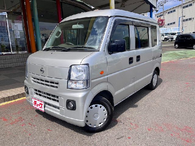 NV100 CLIPPER 4WD