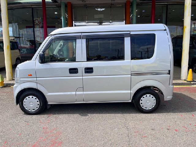 NV100 CLIPPER 4WD