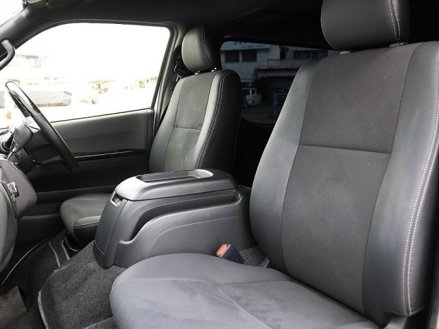 HIACE van 2WD