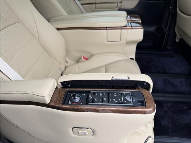VELLFIRE HYBRID 4WD
