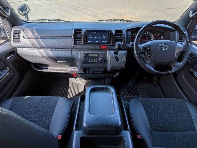 HIACE van 4WD