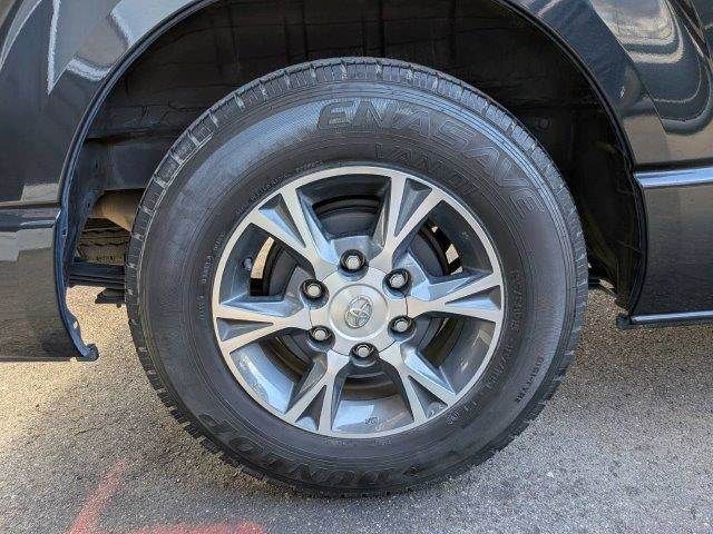 HIACE van 4WD