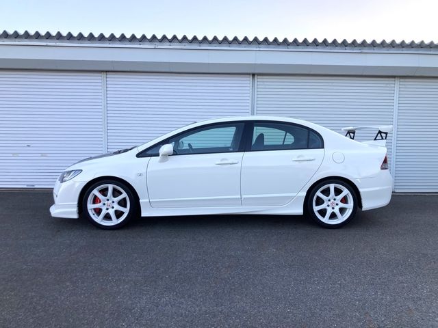 CIVIC sedan