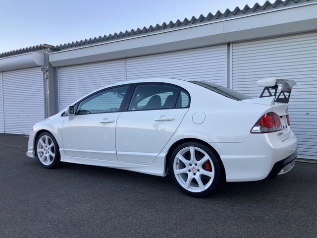 CIVIC sedan