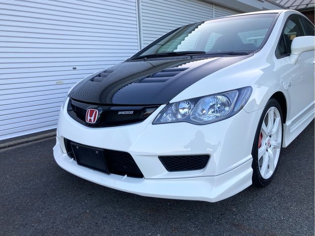 CIVIC sedan