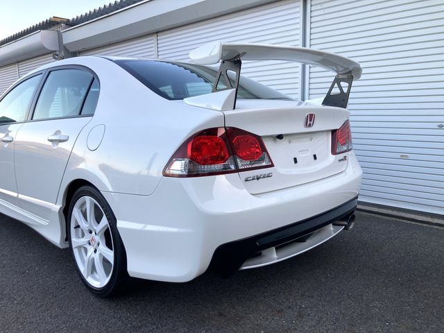 CIVIC sedan