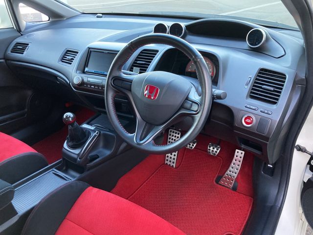 CIVIC sedan