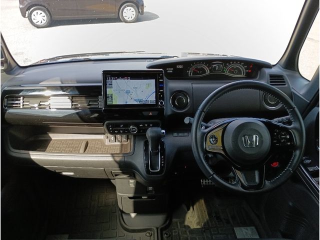 N-BOX CUSTOM
