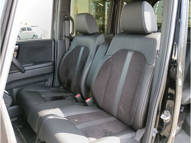 N-BOX CUSTOM
