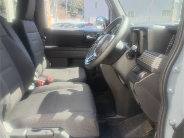 N-VAN