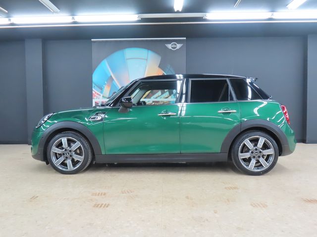 MINI COOPER SD 5DOOR