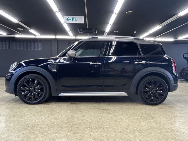 MINI COOPER D CROSSOVER