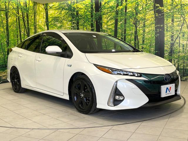 PRIUS PHV