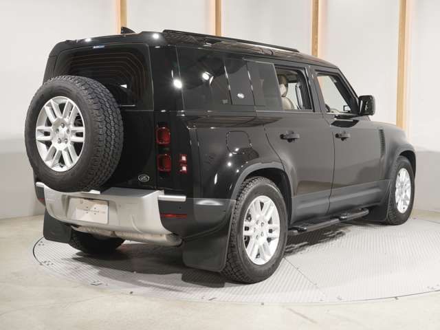 ROVER DEFENDER