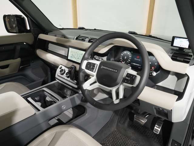 ROVER DEFENDER
